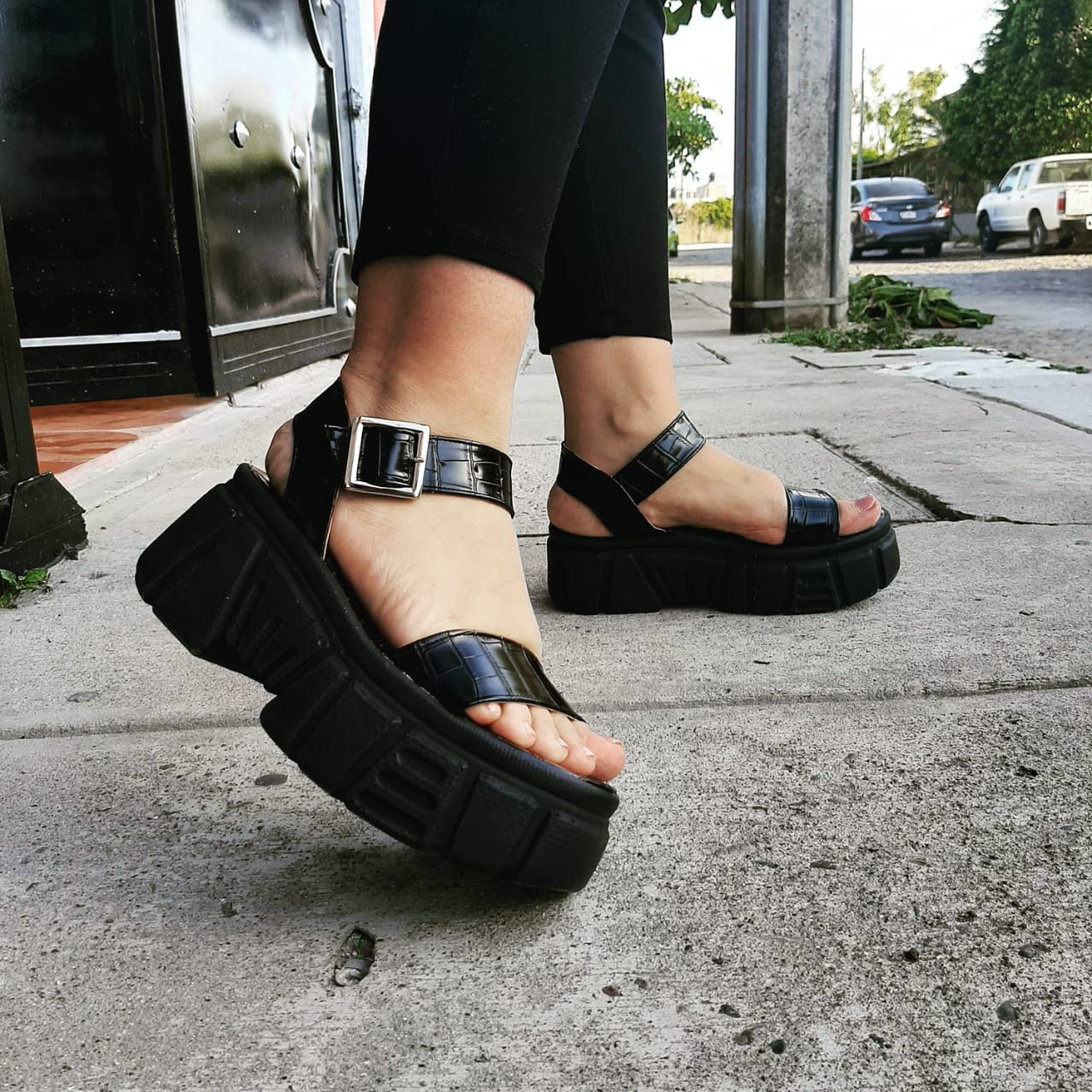 plataforma |mod.849. bratz (negro) - Calzado Yess